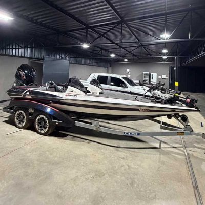 Quest-Angler-2020-Motor-Yamaha-250hp-05